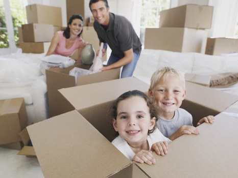 House removals team preparing a move in Richmond upon Thames