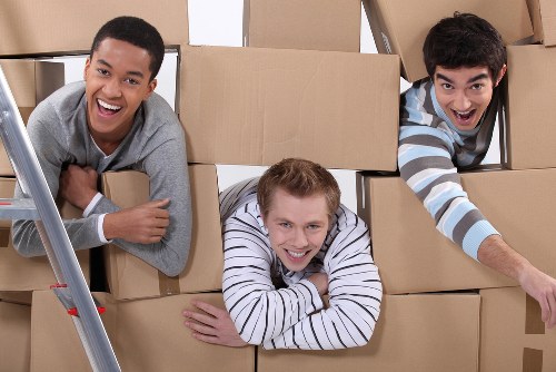 Customer support process for a removals complaint