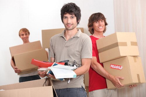 Household removals planning and packing support