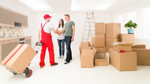 Careful furniture moving service in Richmond upon Thames streets